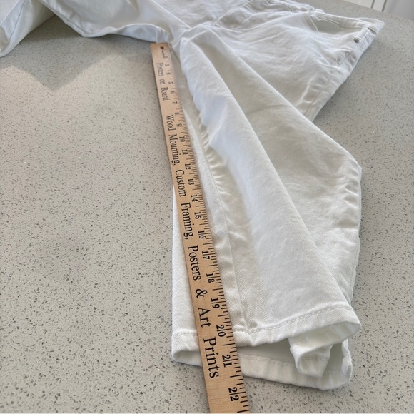 Gloria Vanderbilt Amanda White Capri Pants Sz 14 Comfort Stretch Denim Slimming - Picture 13 of 15